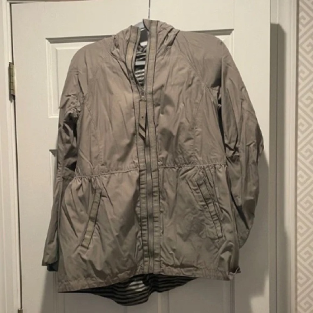 Casual Gray Hooded Jacket